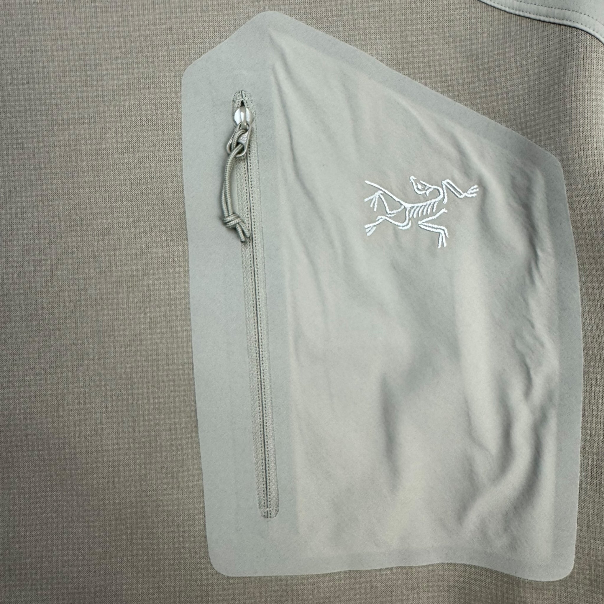 Arc’teryx Konseal Pullover Crewneck Sand/Brown Canvas