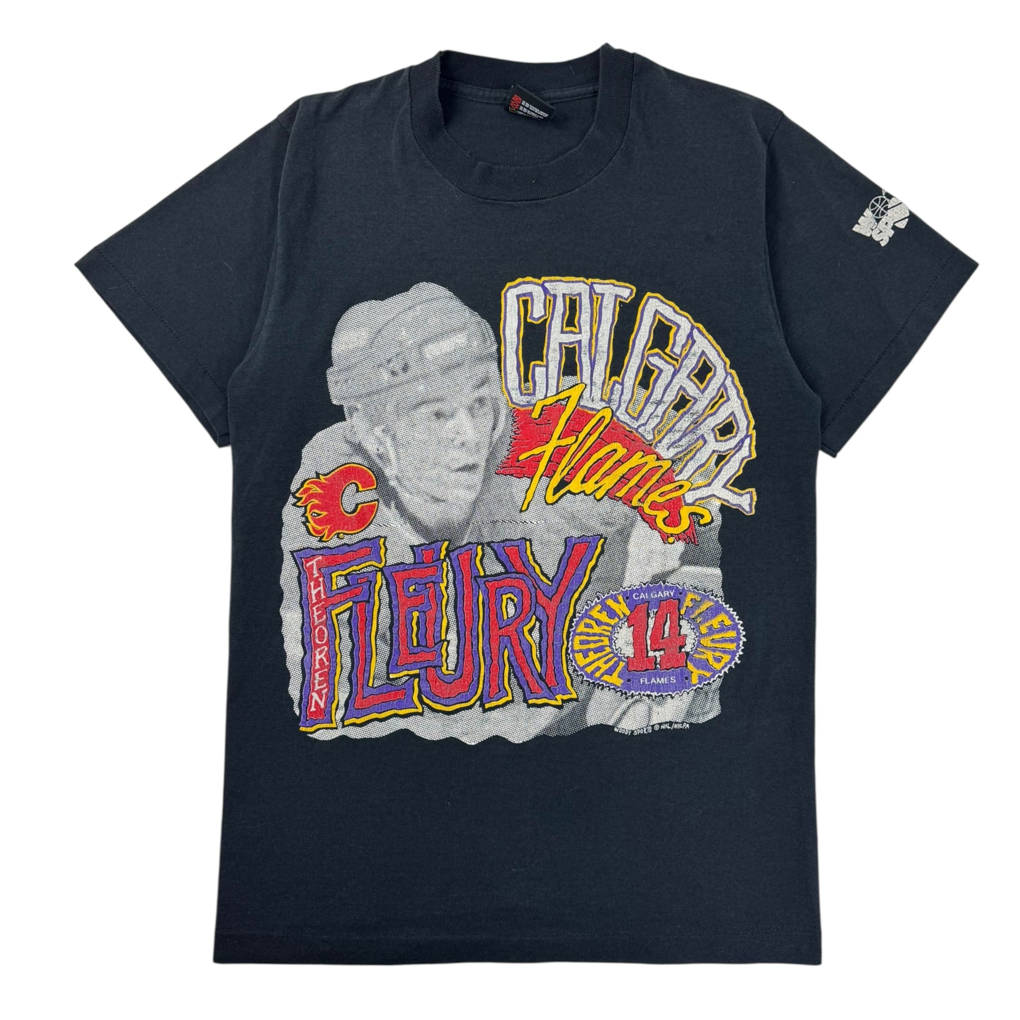 Vintage Calgary Flames Theoren Fleury NHL T-Shirt