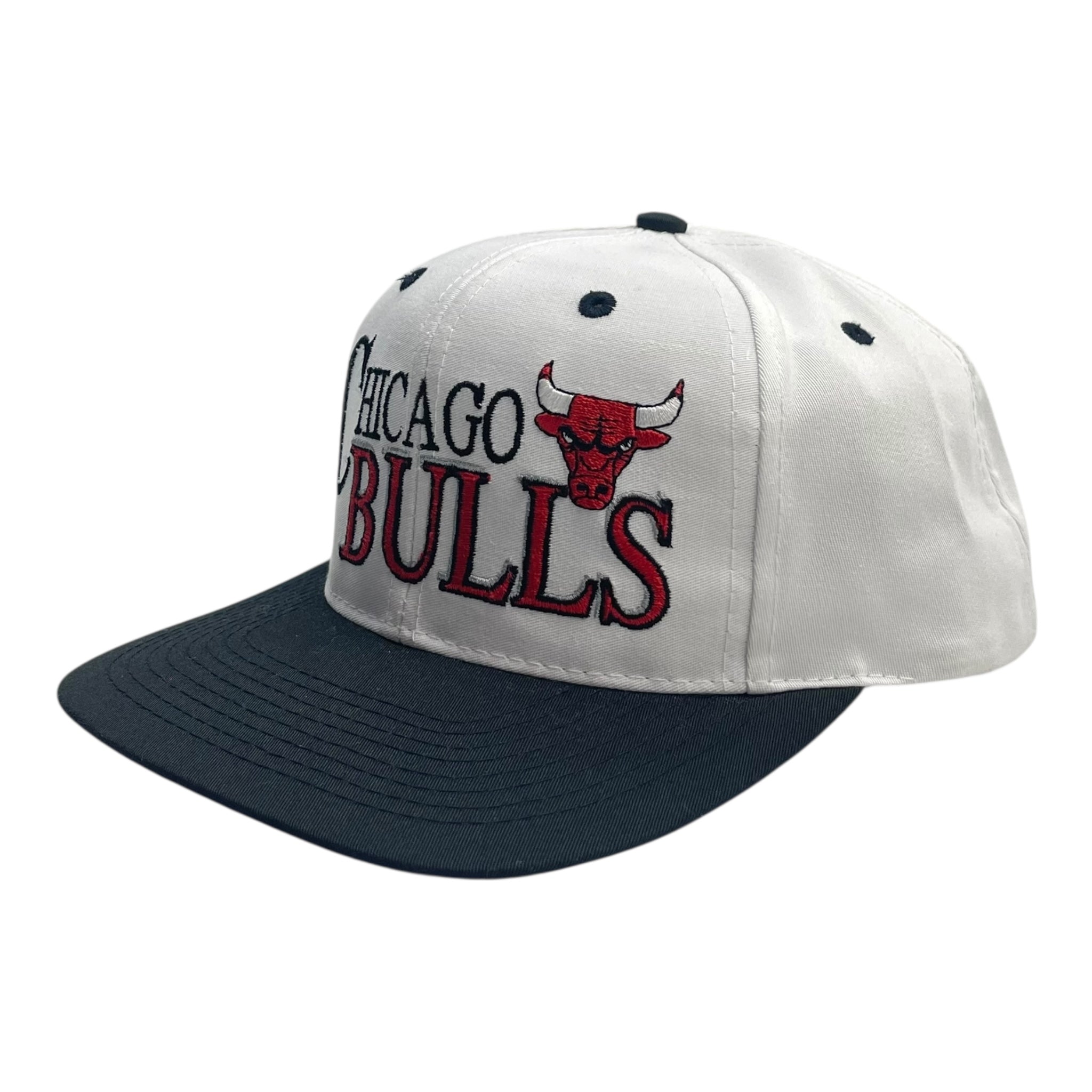 Vintage Chicago Bulls Logo 7 Hat White