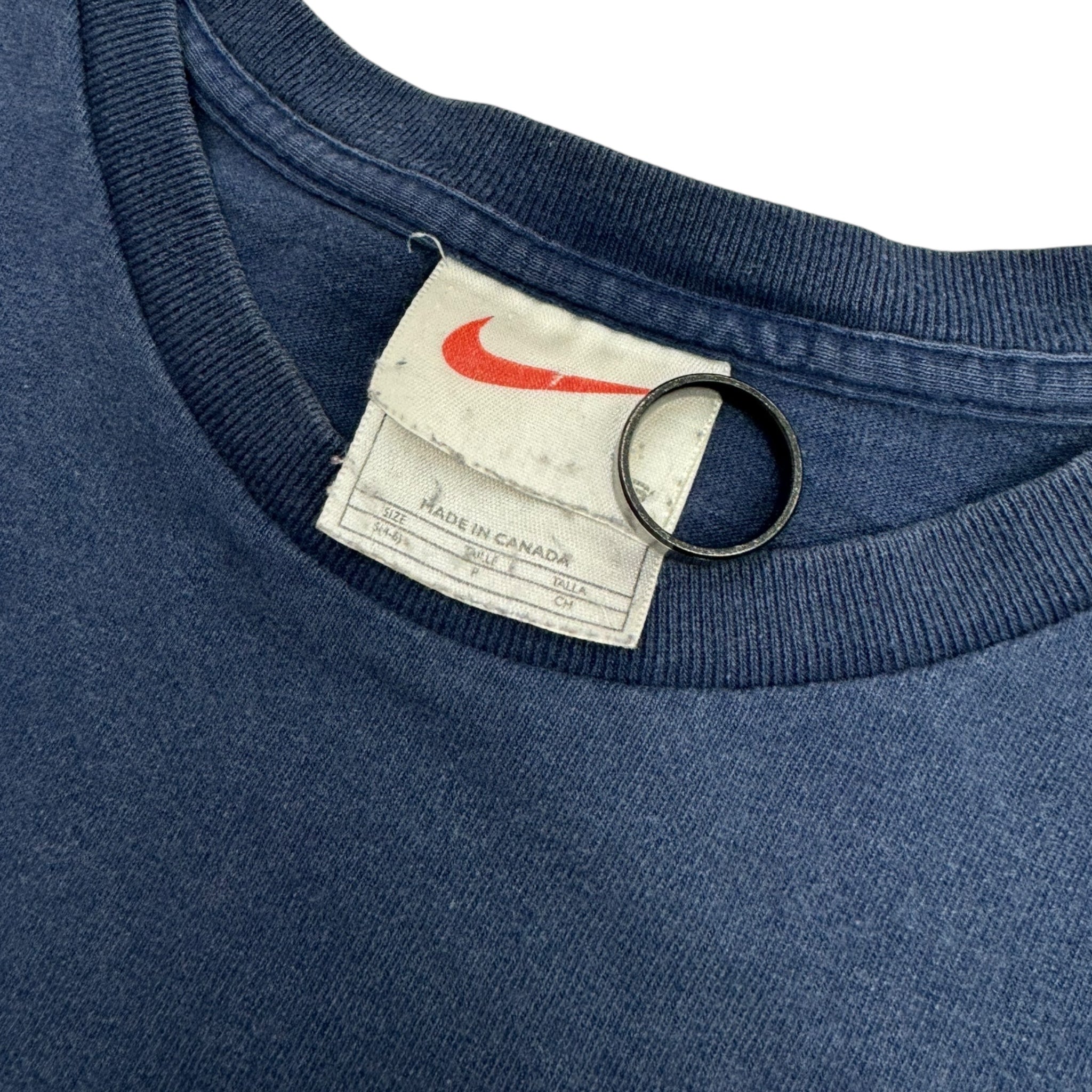 Vintage Y2K Nike Mini Pocket Swoosh T-Shirt Navy