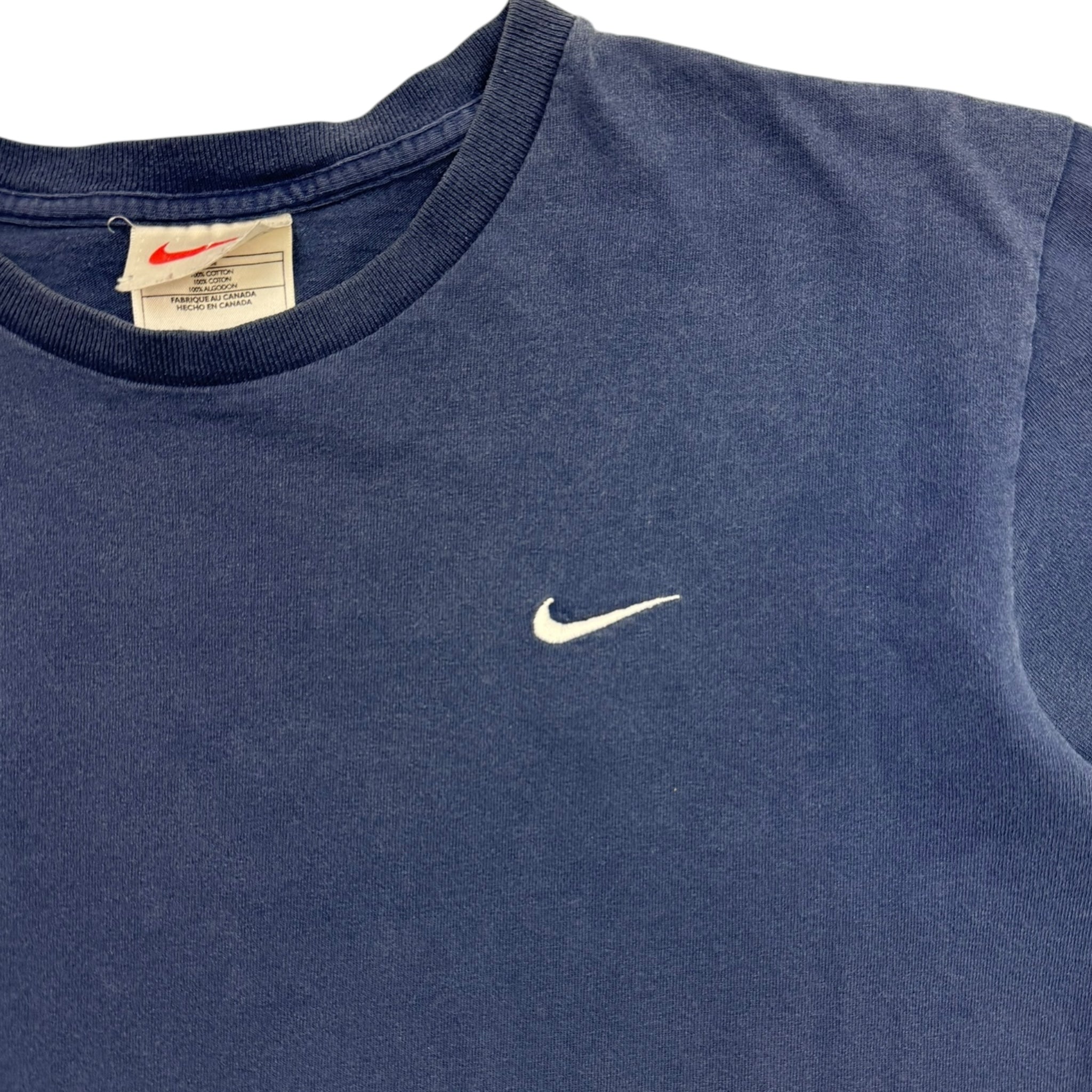 Vintage Y2K Nike Mini Pocket Swoosh T-Shirt Navy