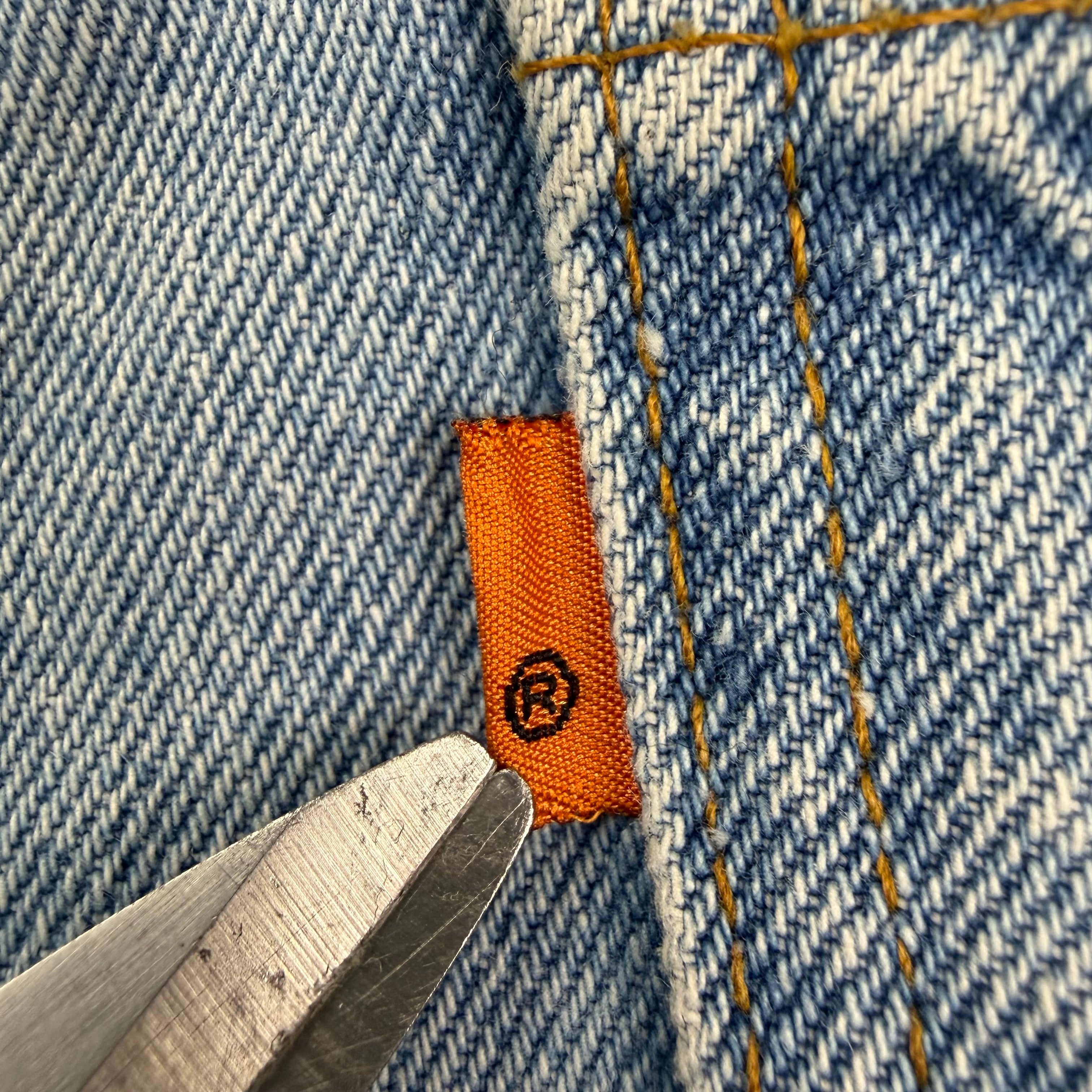 Vintage Levi’s 506 Blank Orange Tab Light Wash Denim Jeans Blue