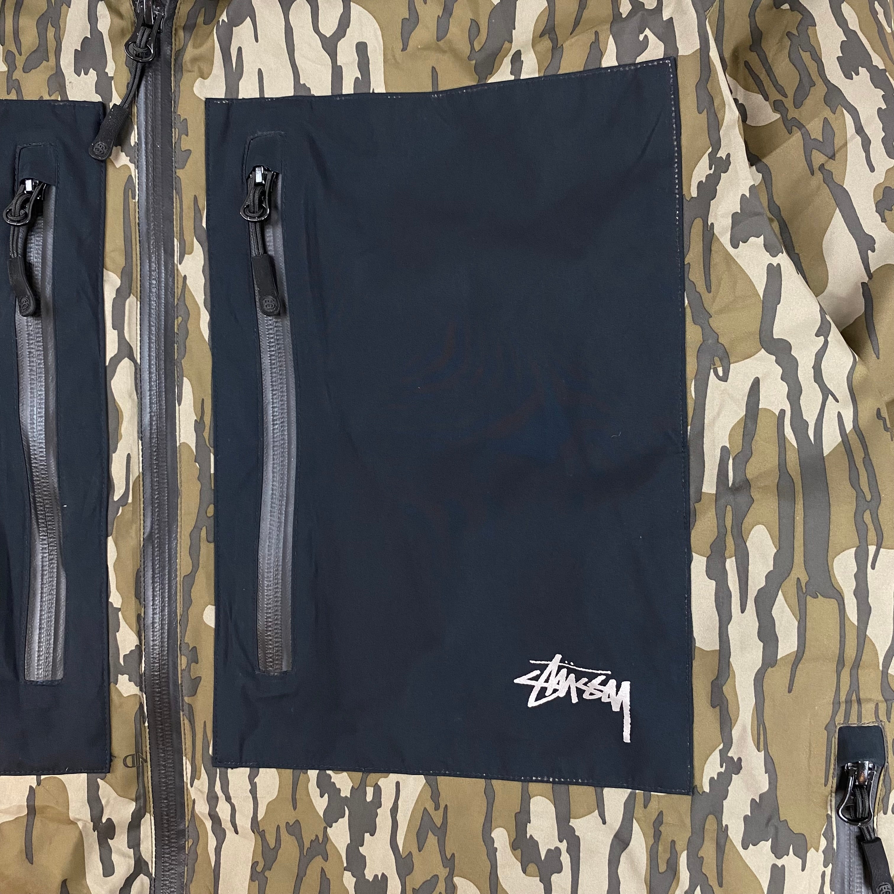 2018 Stüssy Gore-Tex 700 Fill Down Jacket Camo