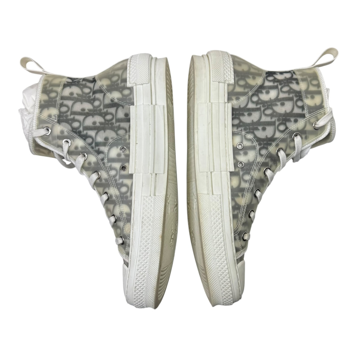 Dior And Shawn B23 High Top
Bee Embroidery (Used)