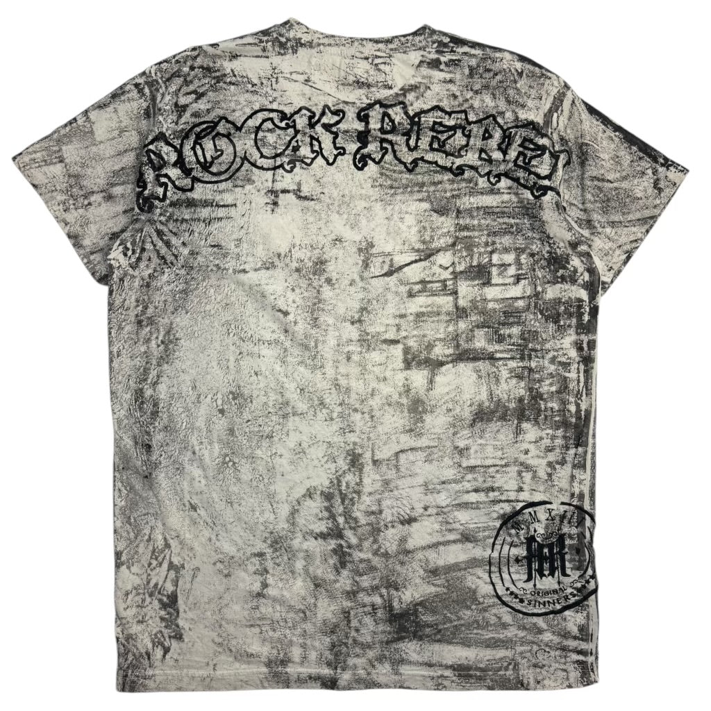 Vintage Y2K Rock Rebel Cross & Skulls T-Shirt