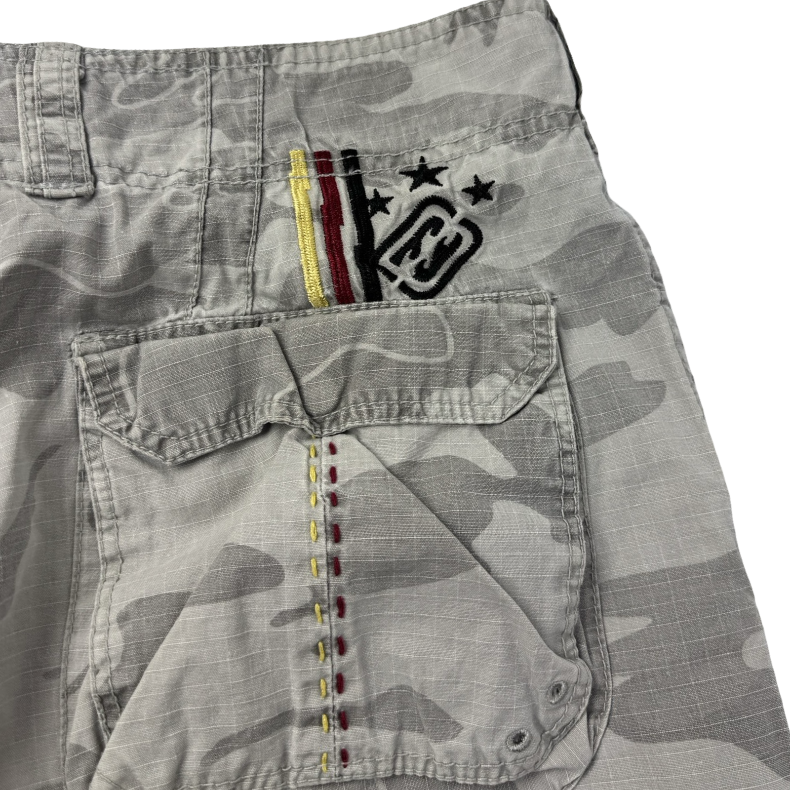 Vintage Y2K Billabong Camo Cargo Baggy Shorts