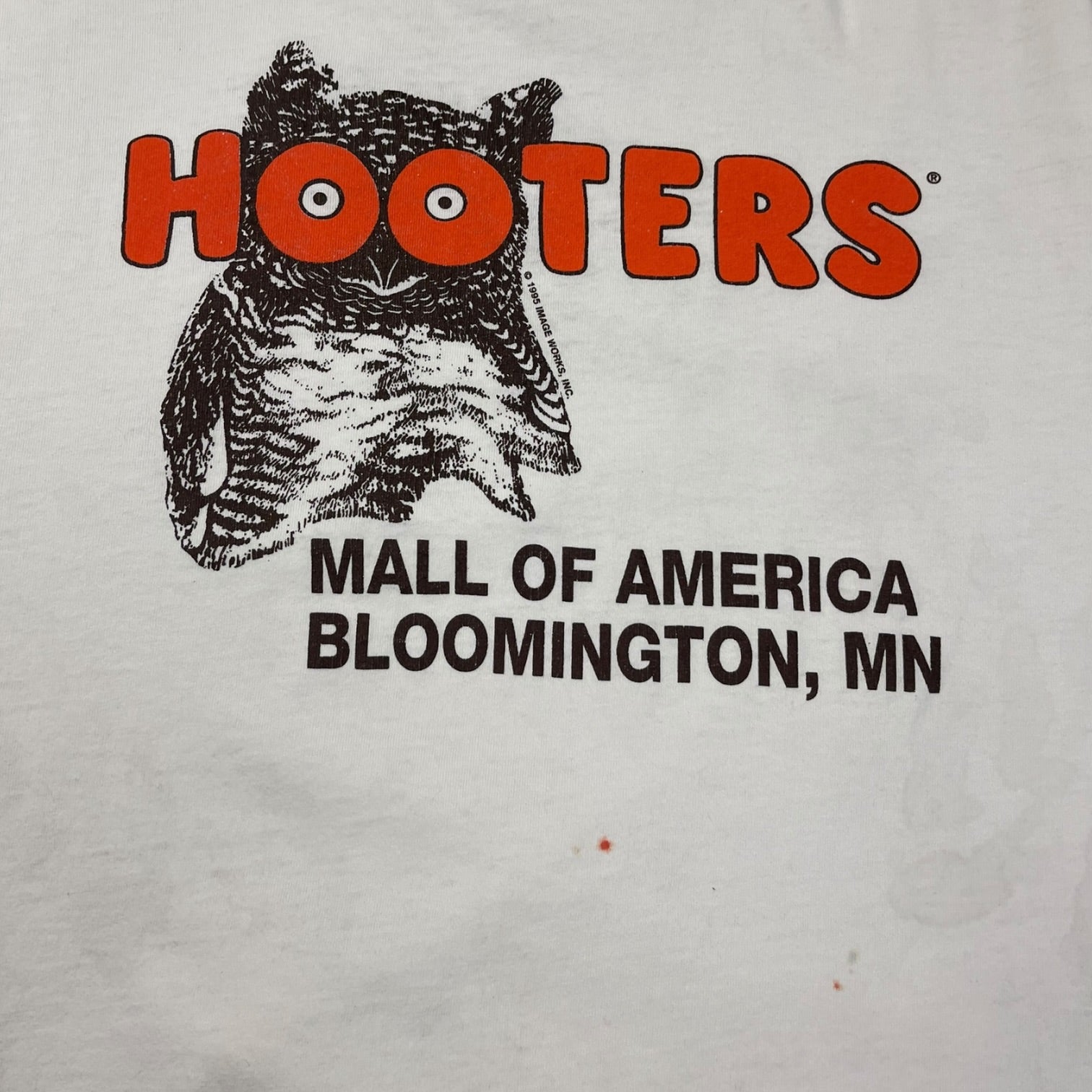 1995 Hooters Mall of America T-Shirt White