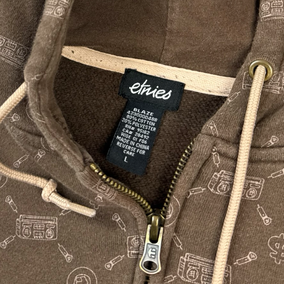 (W) Vintage Y2K Etnies Skate Zip Up Swag Hoodie