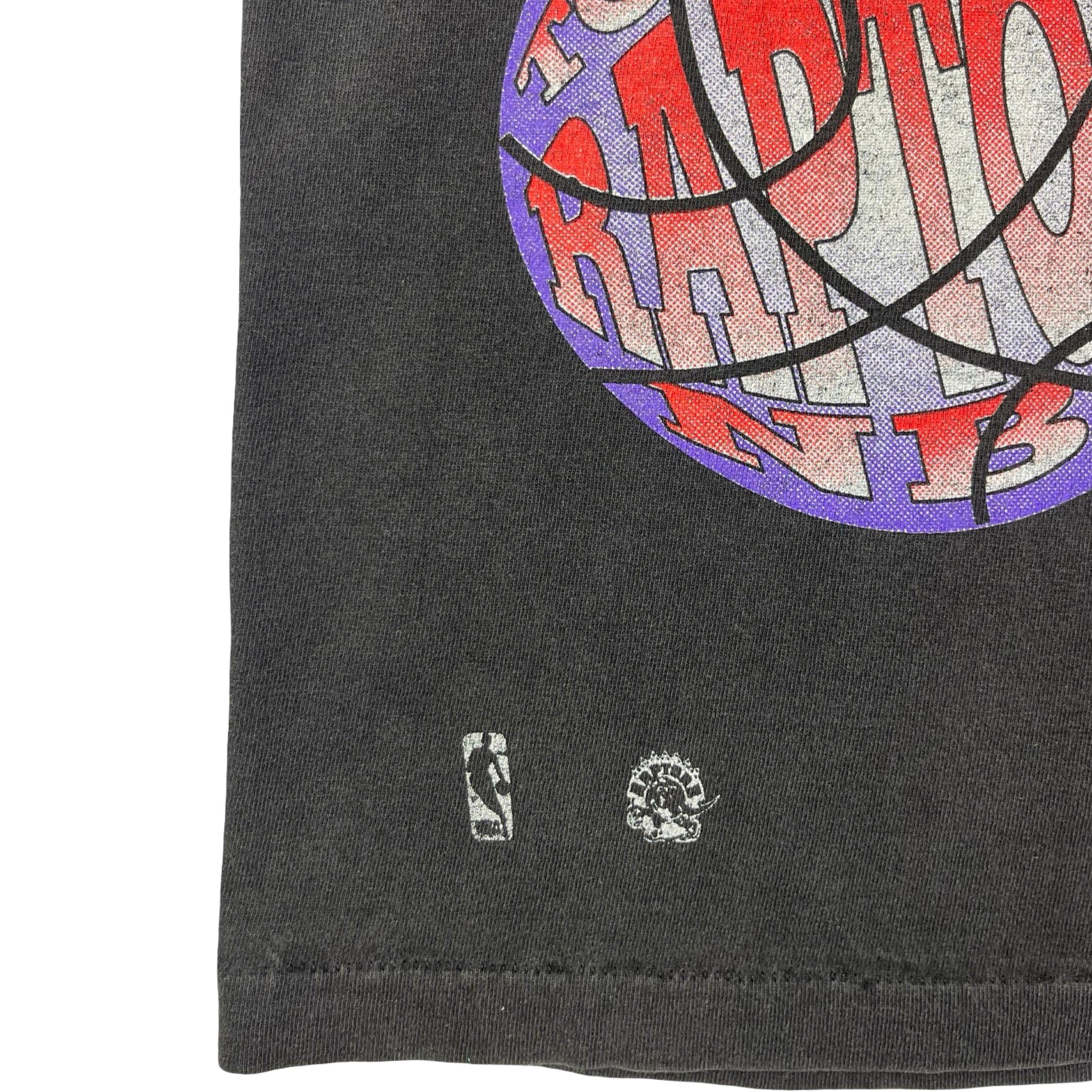 Vintage Toronto Raptors Magic Johnson T-Shirt