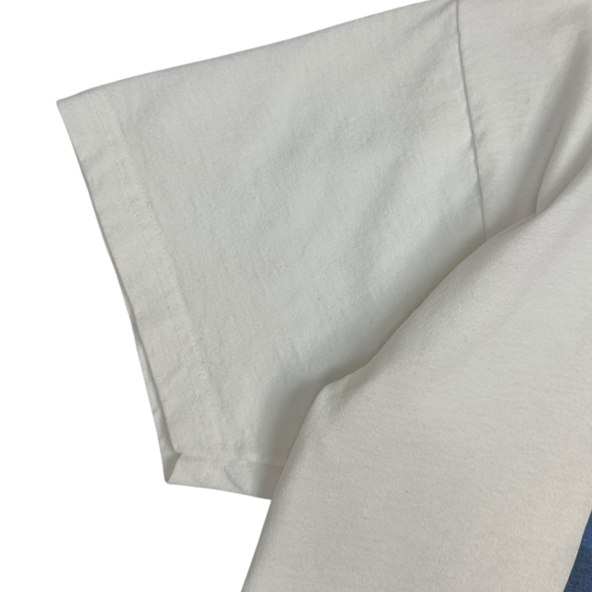 1996 The Arrival Charlie Sheen Movie Tee White