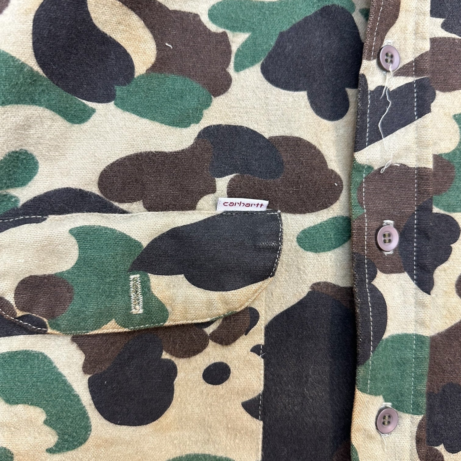 Vintage Carhartt Button-Up Camo