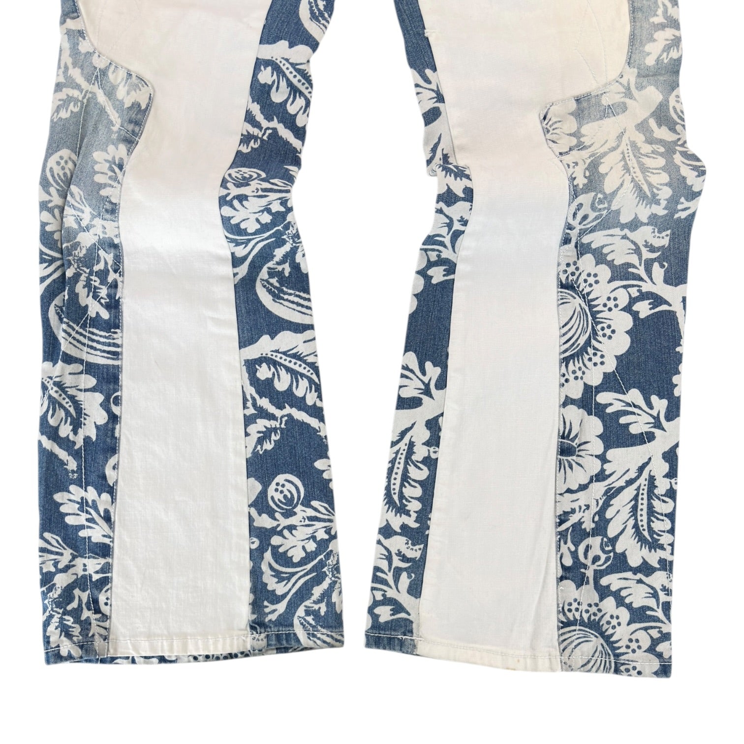 (W) Parasuco Denim Cult Floral Flair Jeans