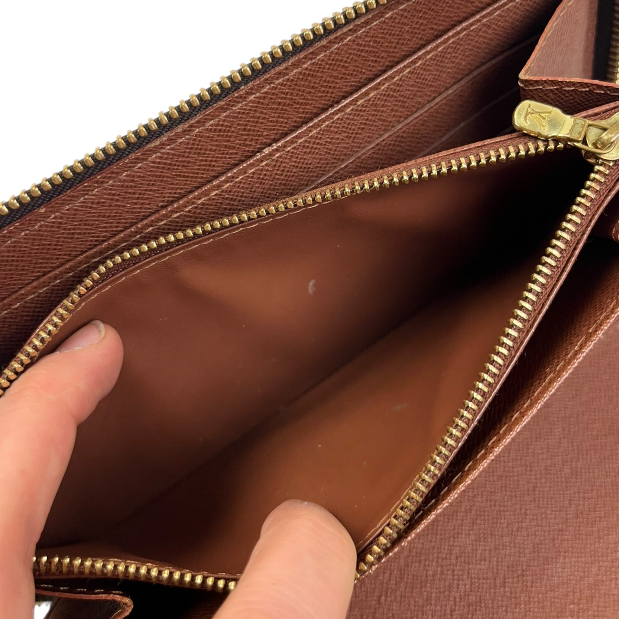 Louis Vuitton Zippy Organizer Monogram Wallet