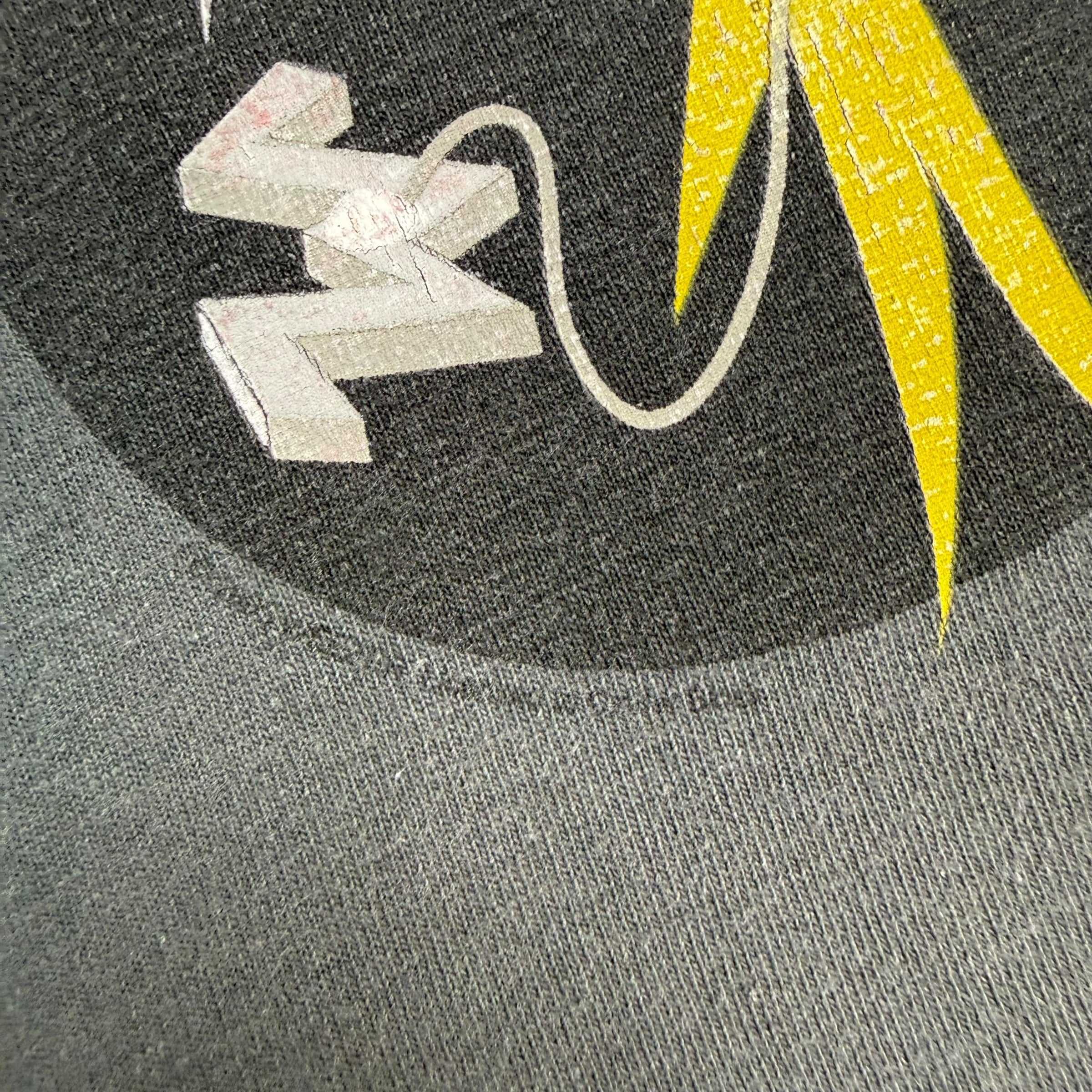 Vintage Weezer Band Tee Grey