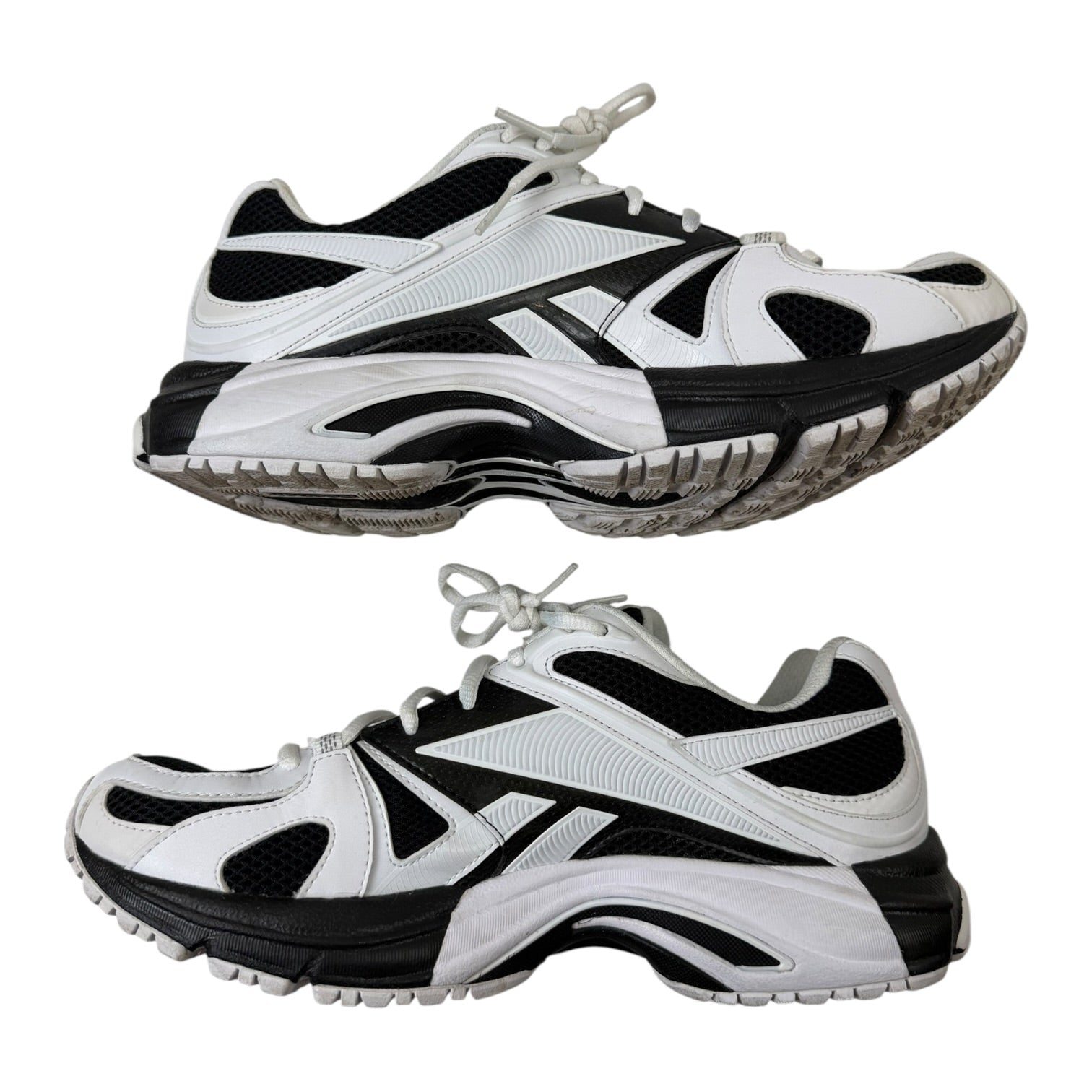 Reebok x Vetements Spike Runner 200 Black/White (Used)