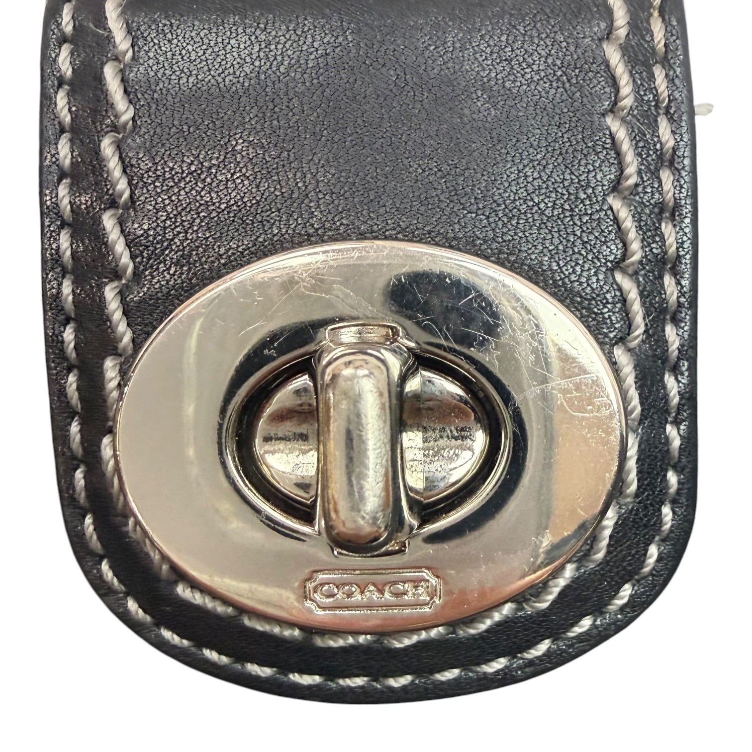 (W) Vintage Coach Hampton Turnlock Wallet Black