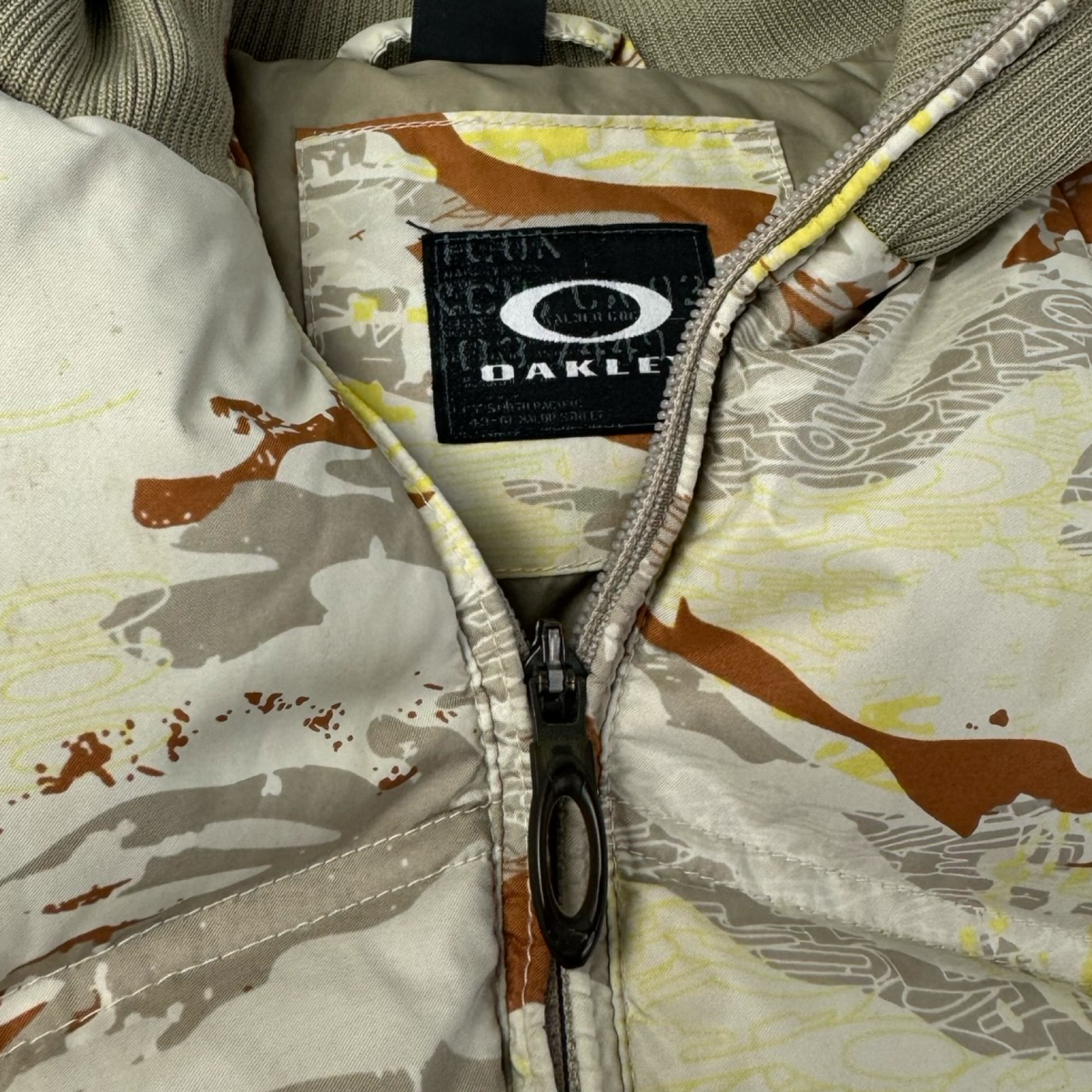 Vintage Oakley Desert Camo Snow Vest