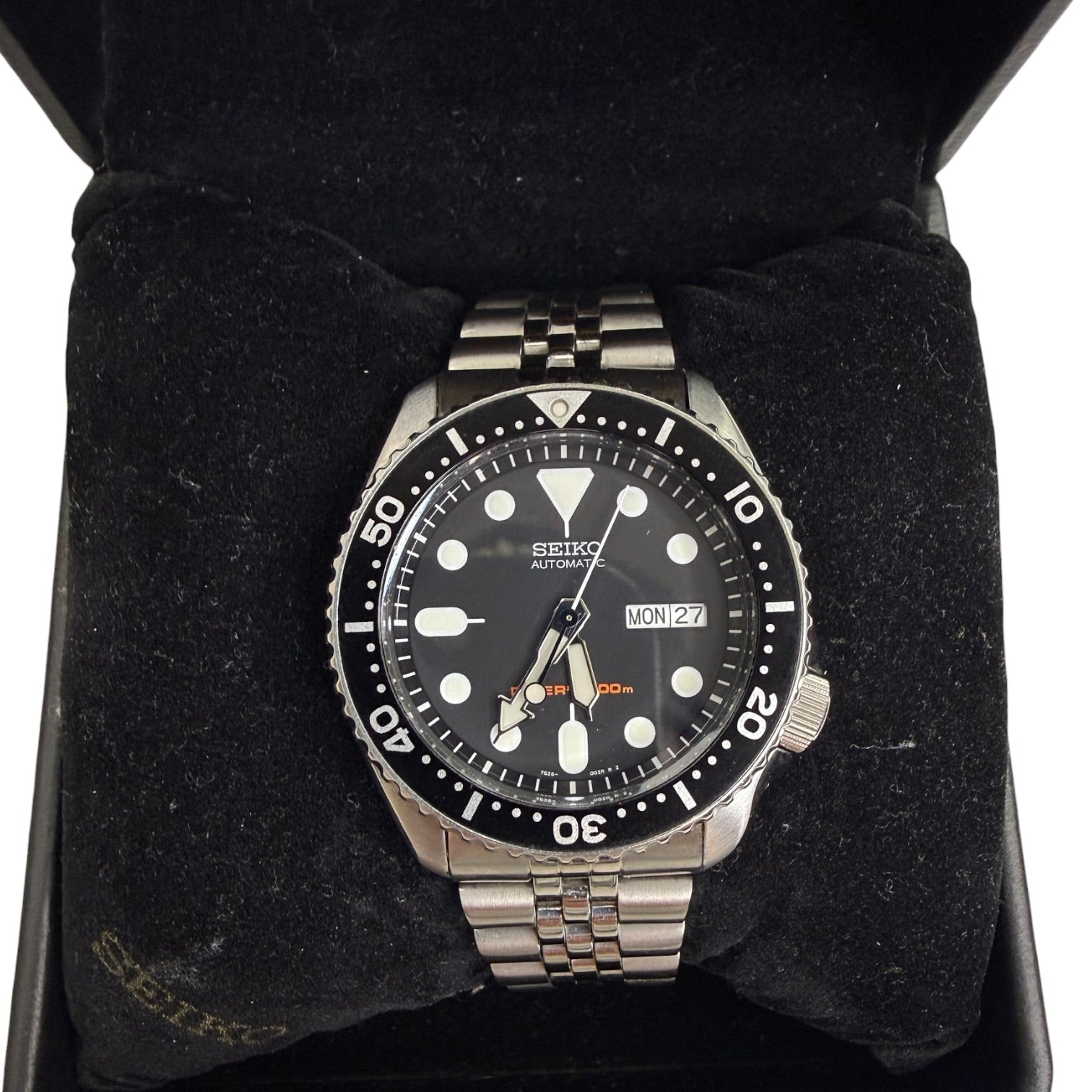 Seiko SKX007K2 Scuba Diver 200M Automatic Watch
