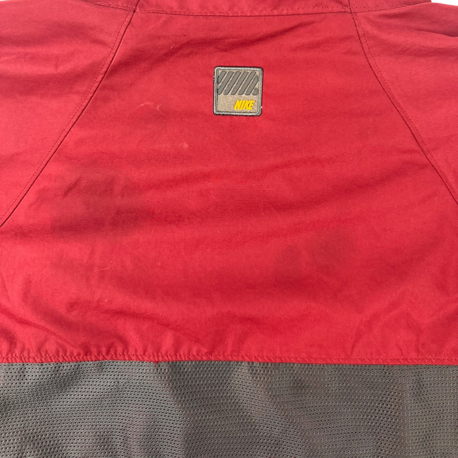 Vintage Nike Y2K Windbreaker Maroon