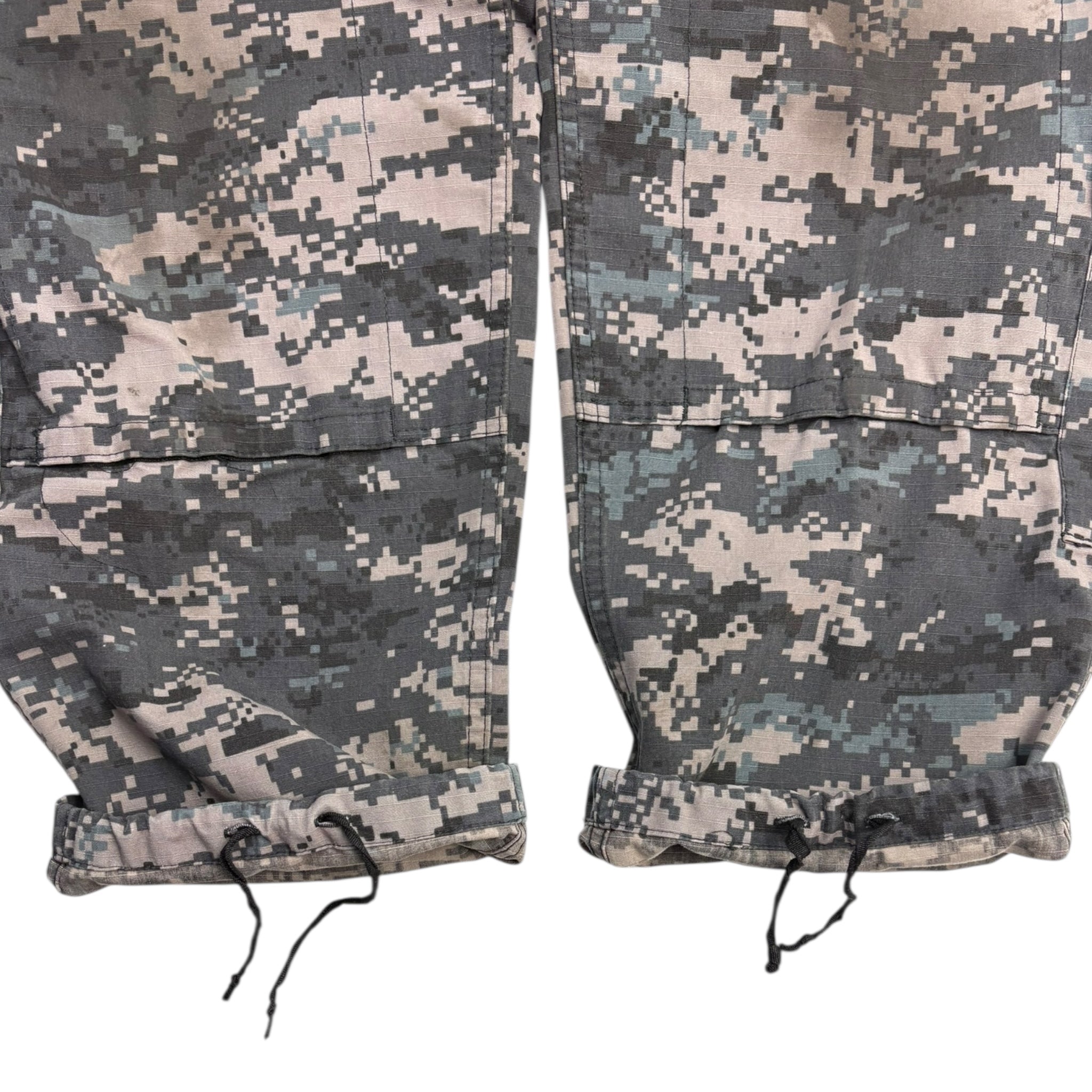 Vintage Propper Digital Camo Cargo Pant