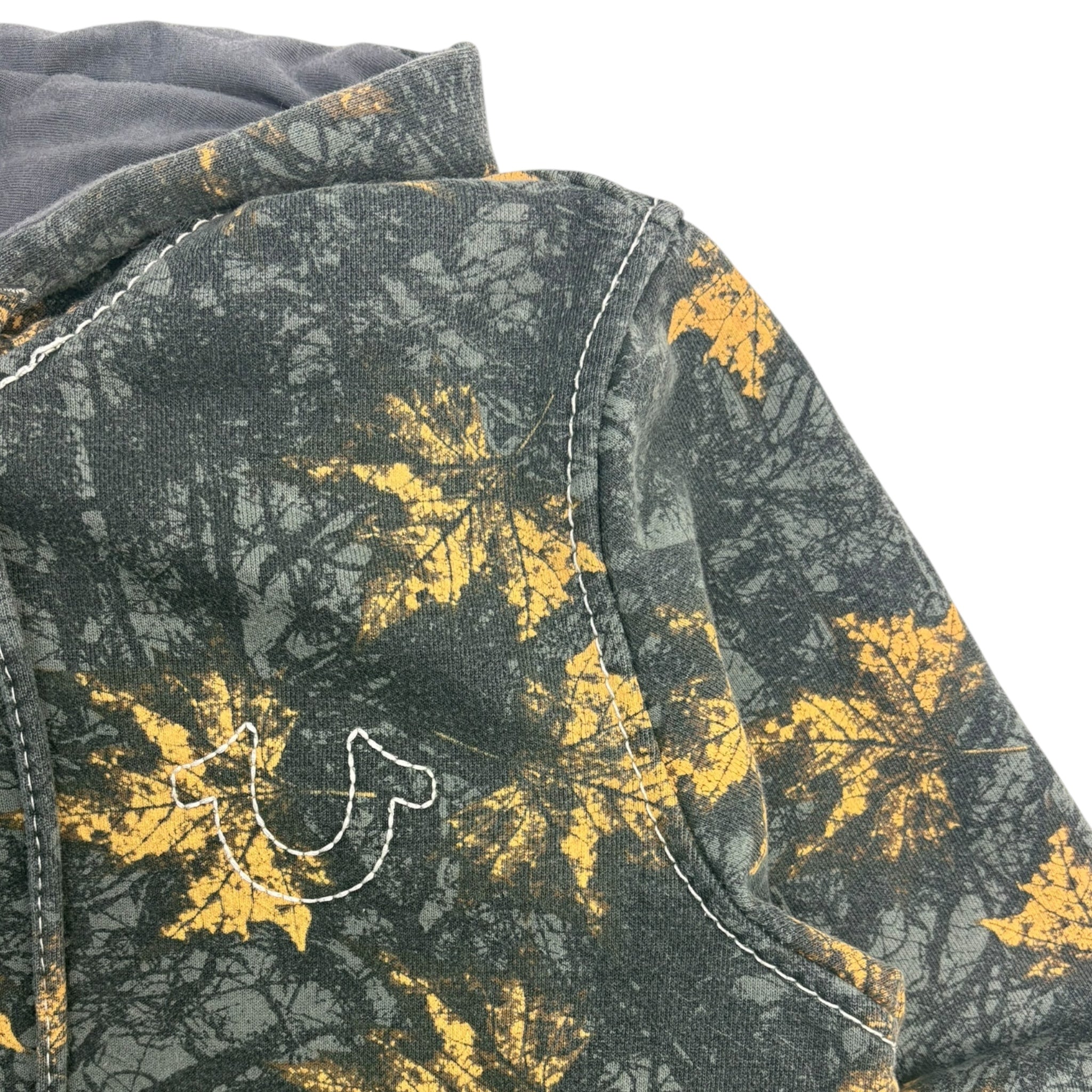 Y2K True Religion x Realtree Camo Zip Up Hoodie