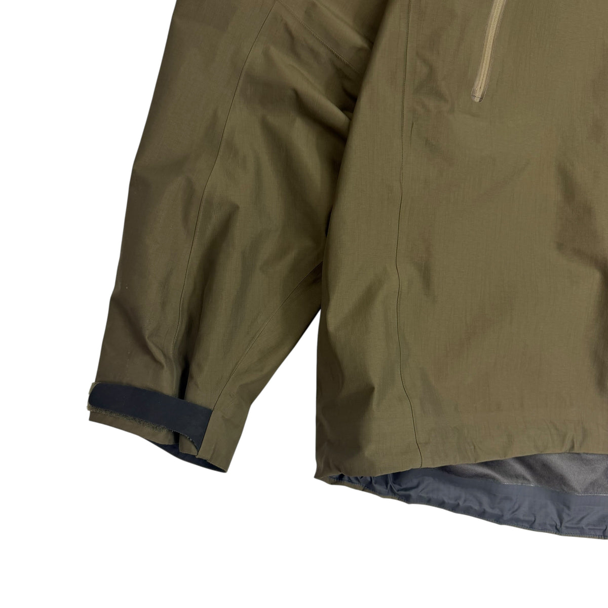 Arc'teryx LEAF Alpha Jacket Gen 2.2 Army Green
