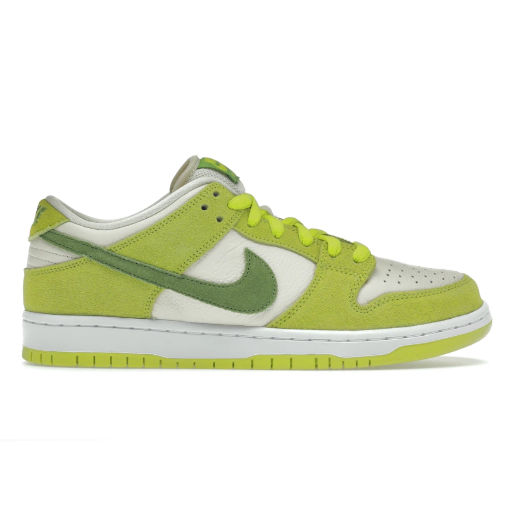 Nike dunk low green hotsell