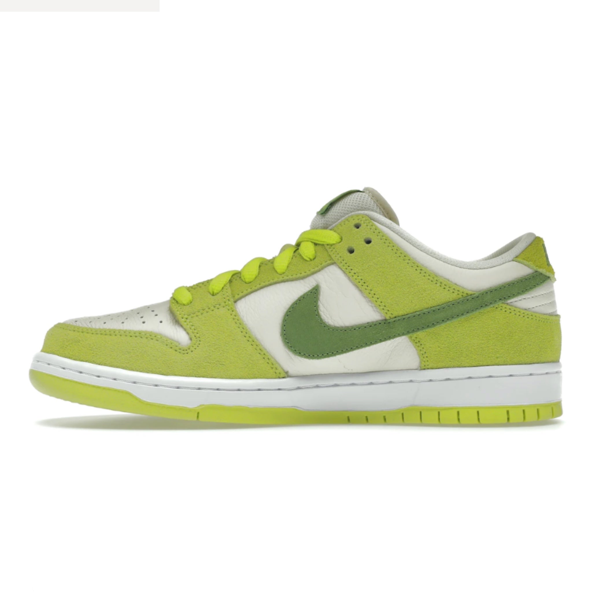 Nike sb clearance dunk green